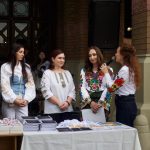 Представники Ради волонтерів долучилися до мистецької акції «Мамина сорочка»