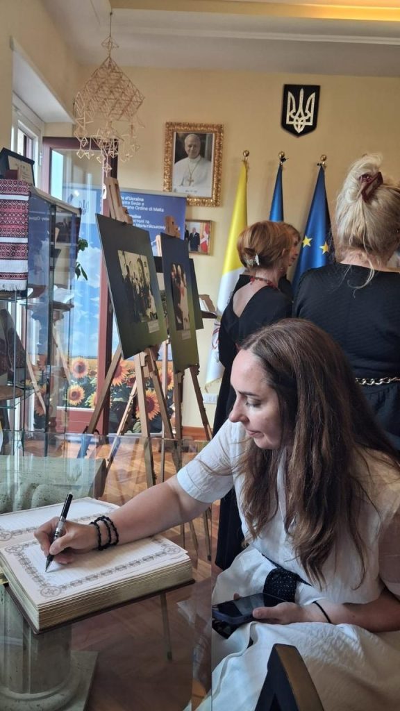 Буковинські волонтери у Ватикані говорили про звільнення українських полонених