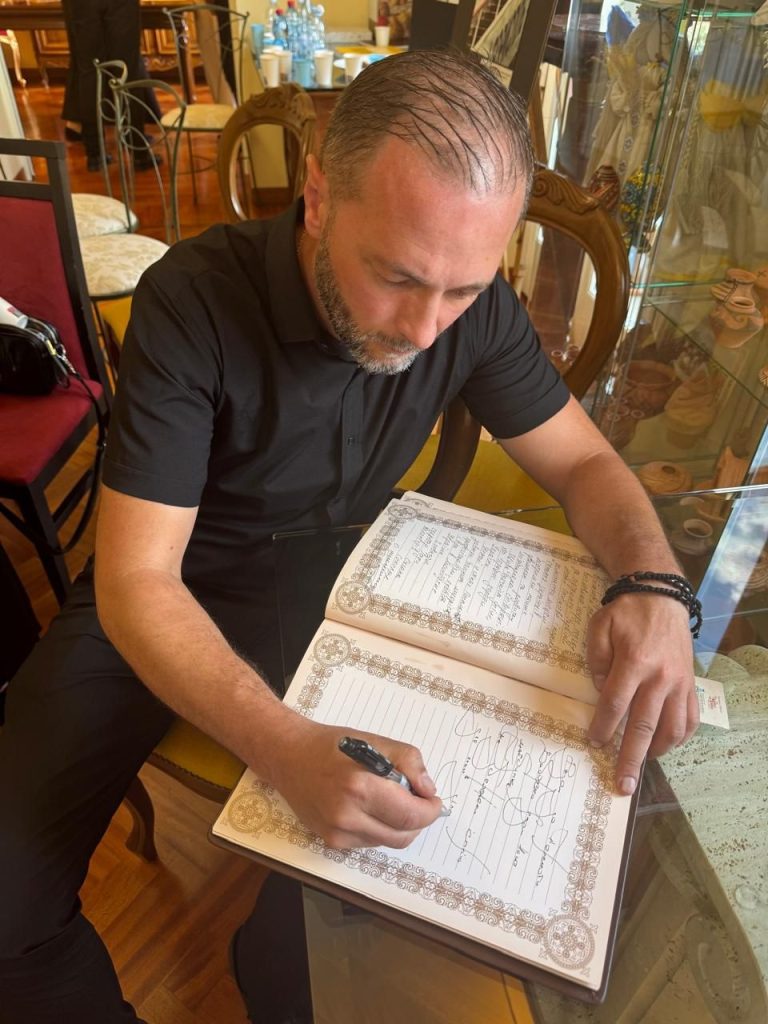 Буковинські волонтери у Ватикані говорили про звільнення українських полонених
