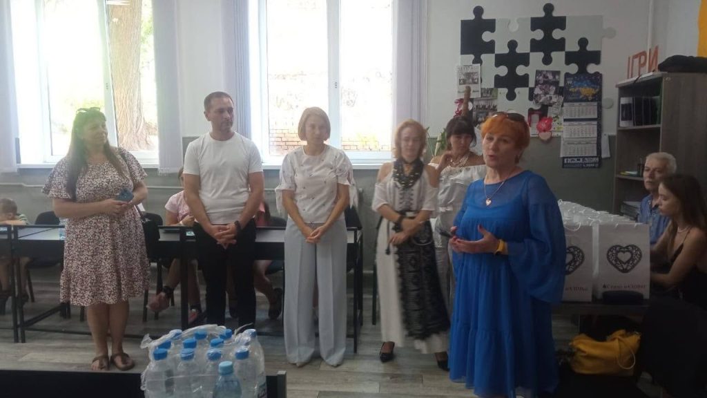 «Намисто єдності»: у Чернівцях об’єдналися заради підтримки дітей та родин Захисників
